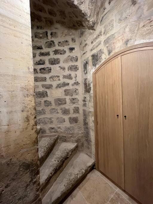 Marais - Unique duplex decorated with taste Apartment in Paris