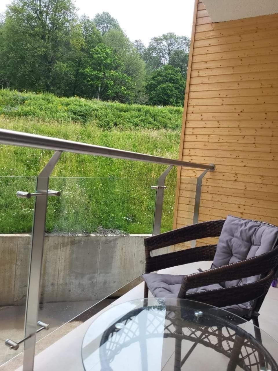 Spring, Day, Natural landscape, Balcony/Terrace, Living room, Seating area, Garden view