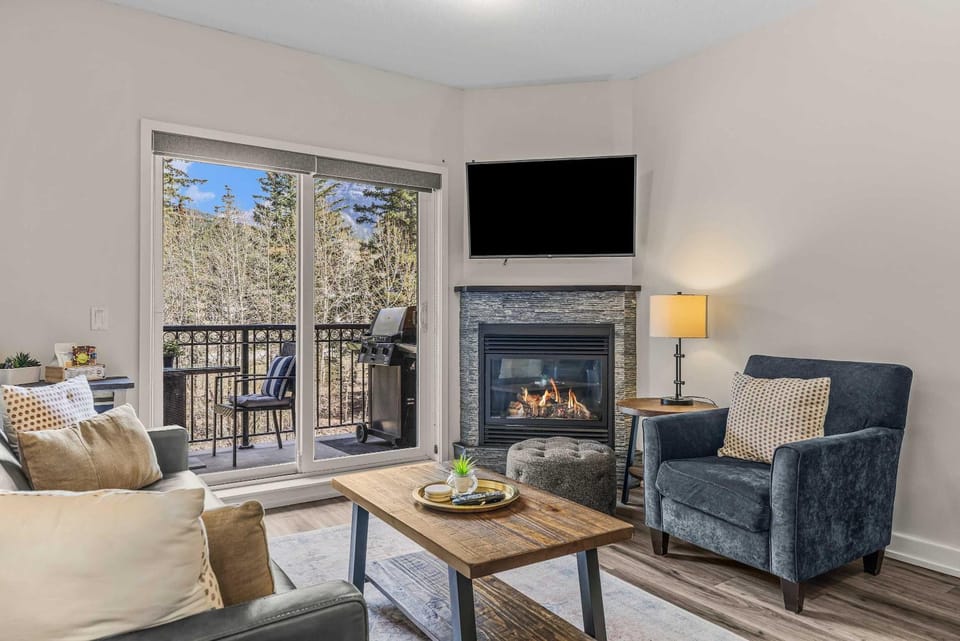 Mt Lady MacDonald Suite @ Grande Rockies House in Canmore