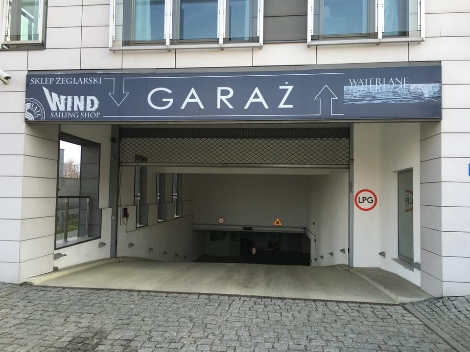 Property building, Facade/entrance, Property logo or sign