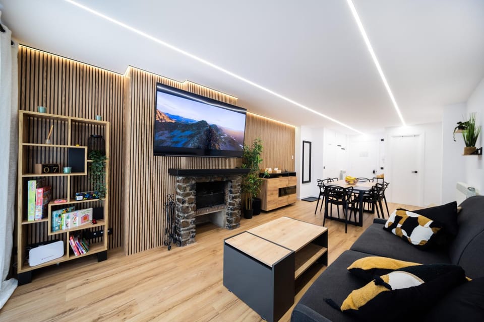 Balcony/Terrace, Living room, Hiking, Cycling, Mountain view