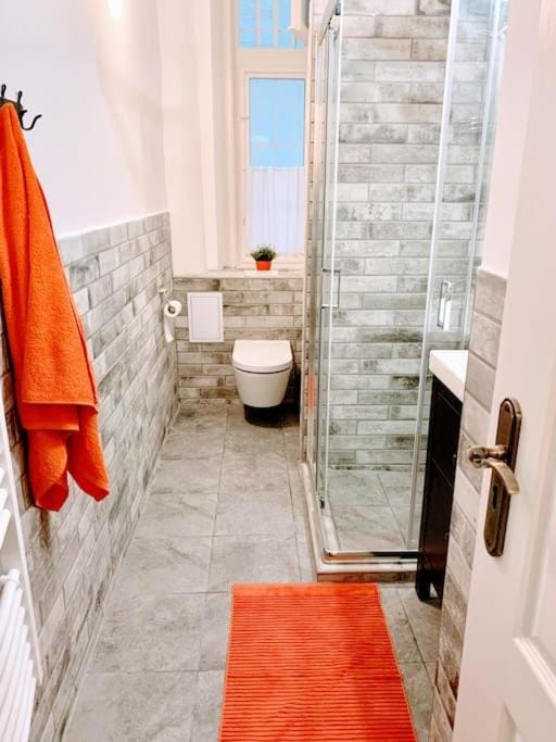 Perfect Day 3 -3 bedr, 2 bathrooms Apartment in Budapest