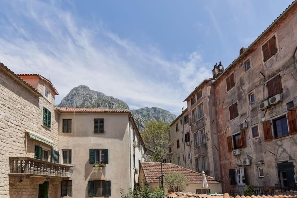 Landmark view, Mountain view