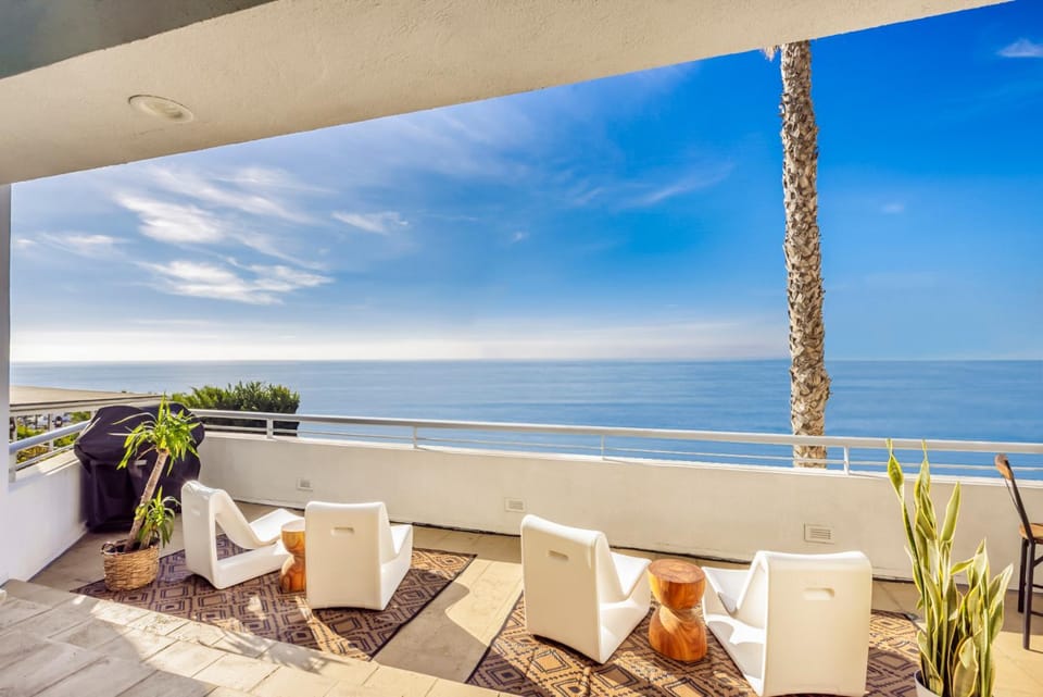 Patio, BBQ facilities, Balcony/Terrace, Beach, Beach, Sea view
