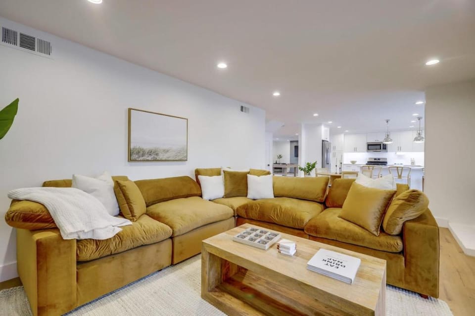 Pickleball Paradise by Rather Be Properties House in Laguna Hills