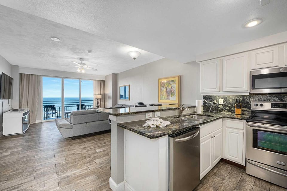 Luxury 5th Floor 3 BR Condo Direct Oceanfront Wyndham Ocean Walk Resort Daytona Beach | 504 House in Florida