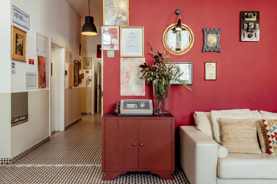 Seating area