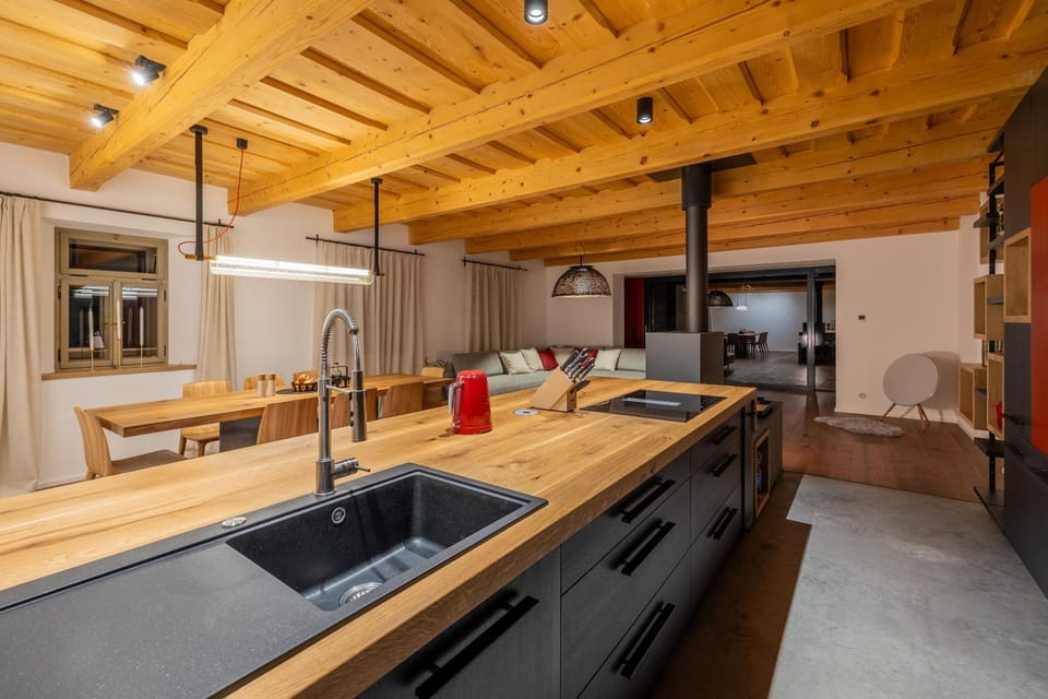 Living room, Dining area, kitchen