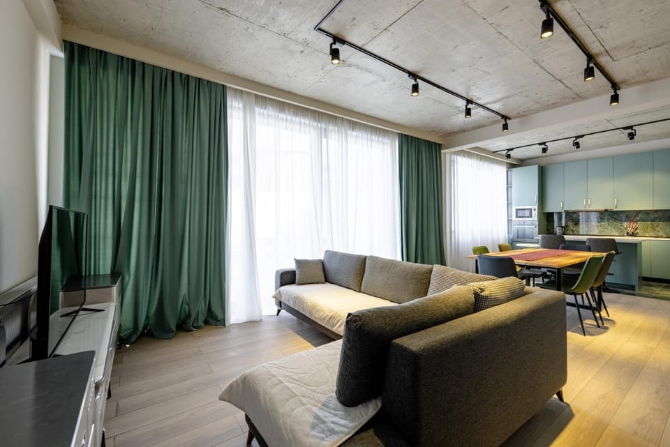 Communal lounge/ TV room, Living room, Seating area