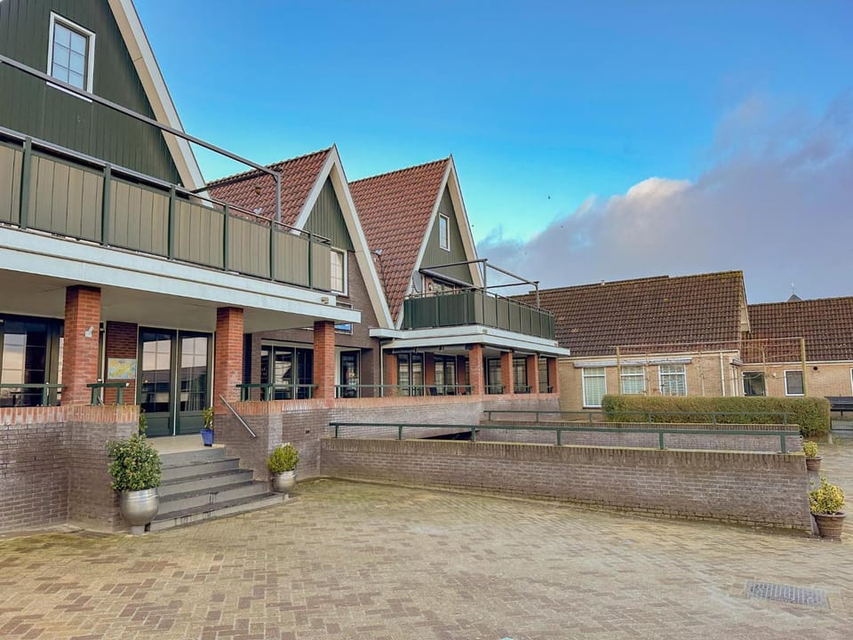 Property building, Summer