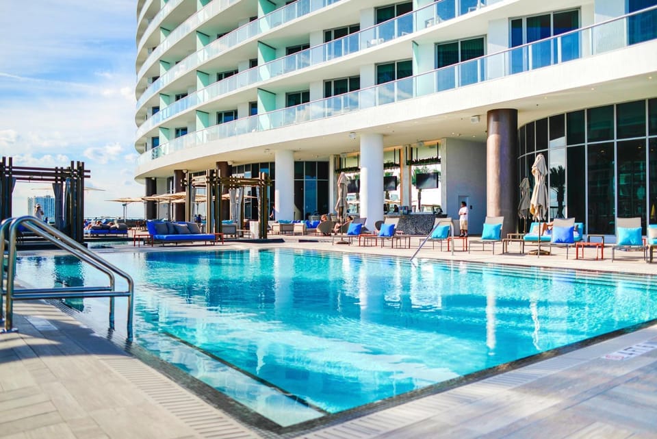 Swimming pool, sunbed