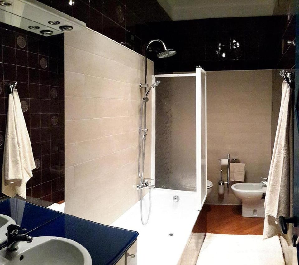 Fuori Portico Orso Apartment in Bologna