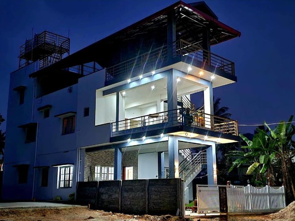 Property building, Night, Balcony/Terrace
