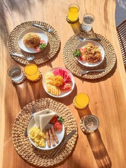 Food and drinks, Food, Breakfast