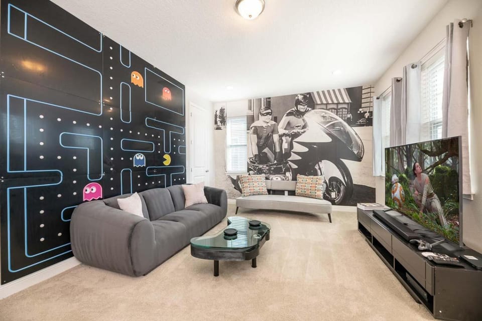 EC421 - Pop Culture House with Entertainment Loft Area House in Osceola County