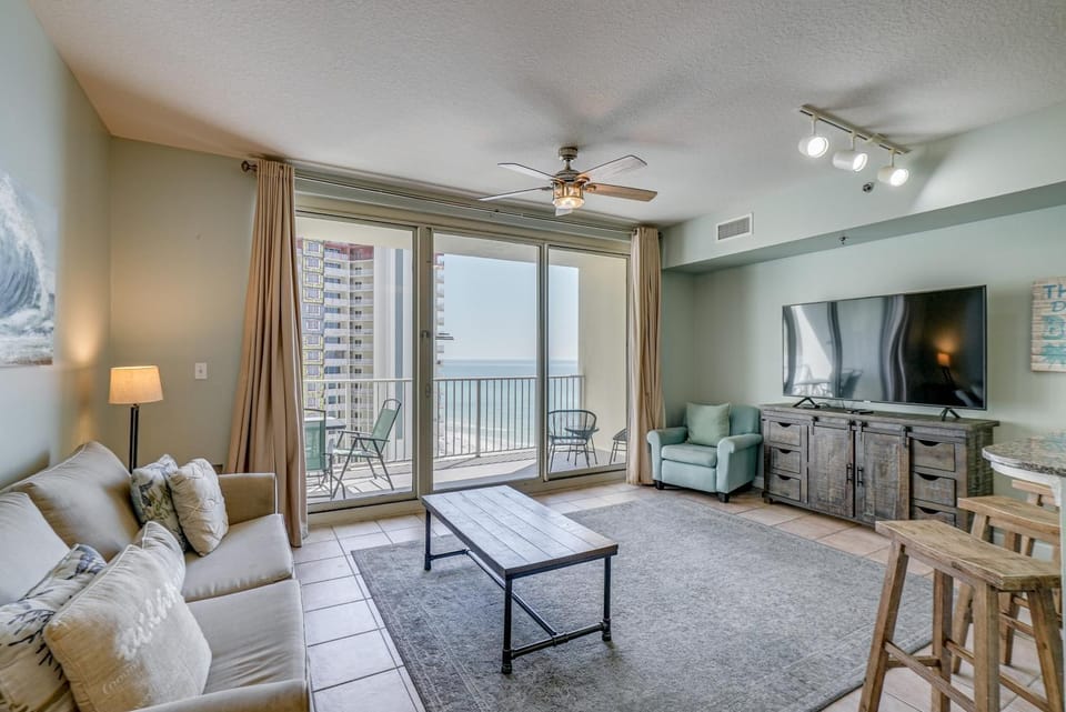 Gulf-Front Condo | Private Balcony + Ocean Views Apartment in Panama City Beach