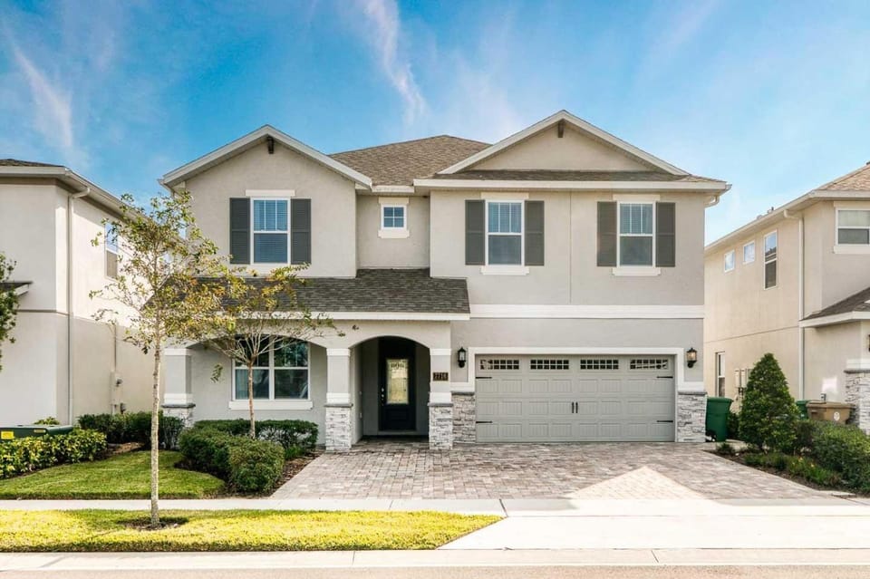 EC436 - Elegant Oasis with Home Theater at Encore House in Four Corners