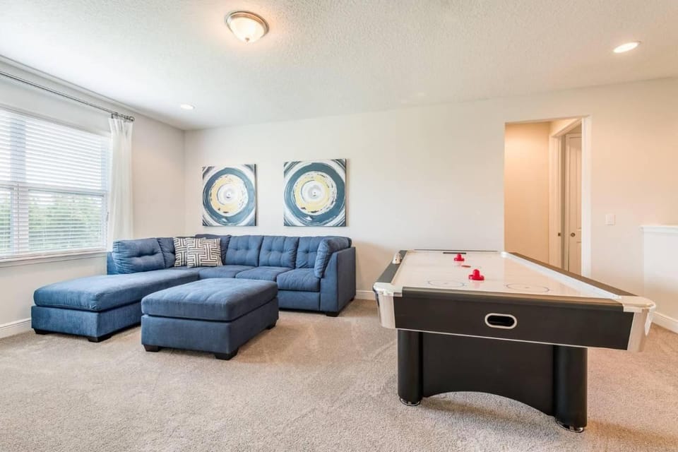 EC442 - Shining Villa with Home Theater at Encore House in Four Corners