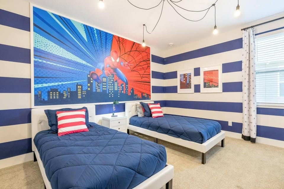 EC448 - Colorful Getaway with Home Theater at Encore House in Four Corners