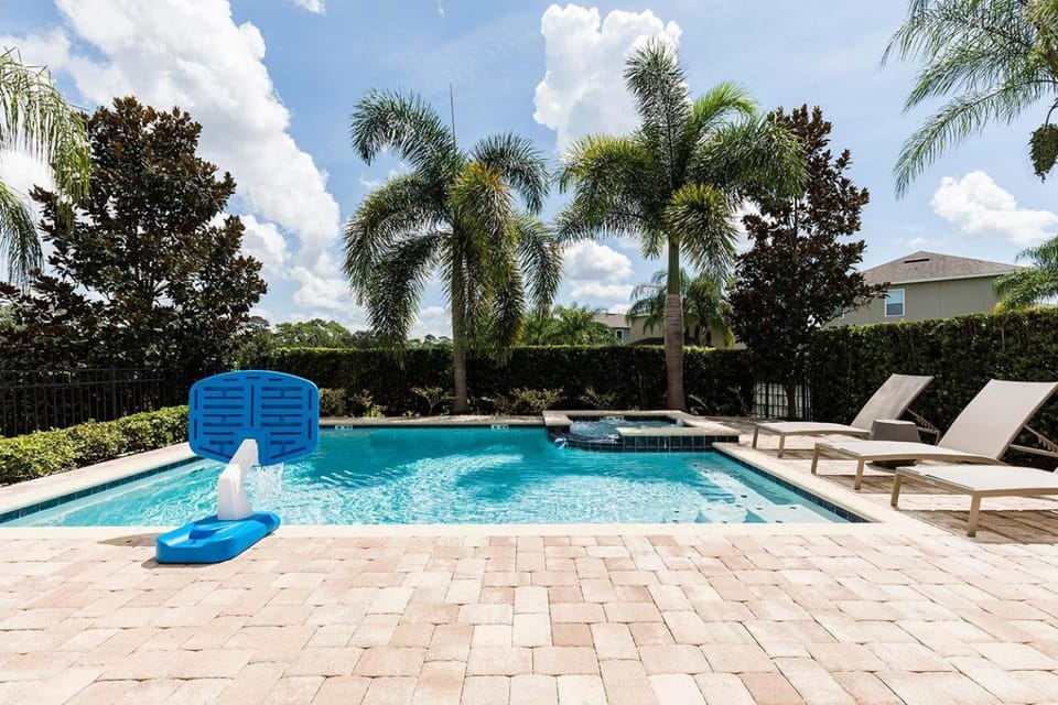 EC045 - Idyllic Retreat With Private Pool and Spa at Encore House in Four Corners
