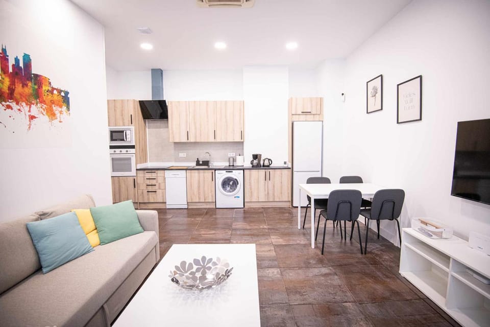 View (from property/room), Kitchen or kitchenette, Living room, Dining area