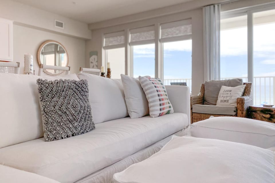 Sea Glass 207 House in West Beach