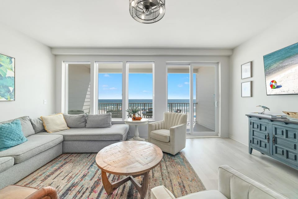 Sea Glass 205 House in West Beach