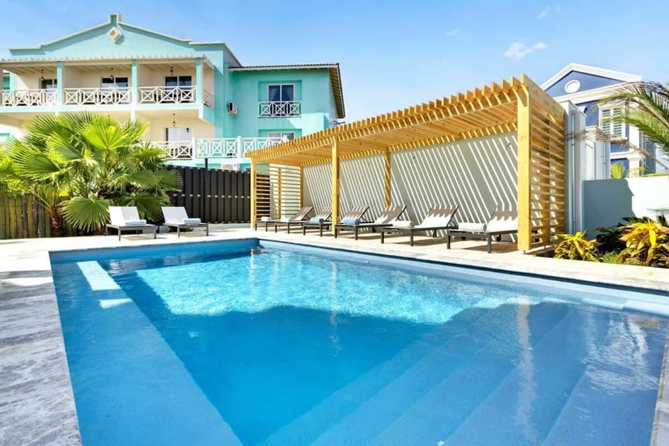 Liv Inn Bonaire with Pool and Nice Cooling Winds Apartment in Venezuela