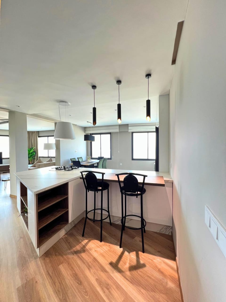 Kitchen or kitchenette, Dining area, minibar