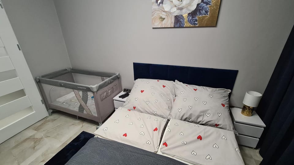 Bed, Bedroom, cot