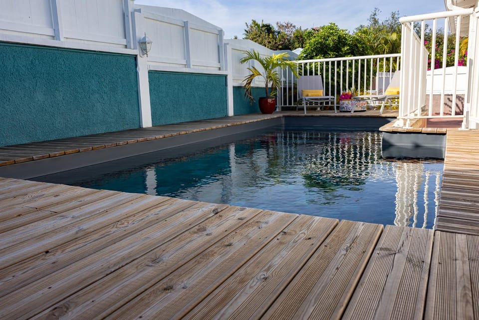 Swimming pool, Swimming pool, sunbed