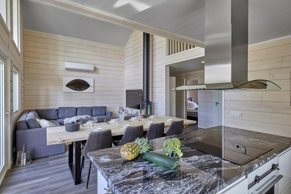 Holy Moly by Hilla Villas Chalet in Rovaniemi