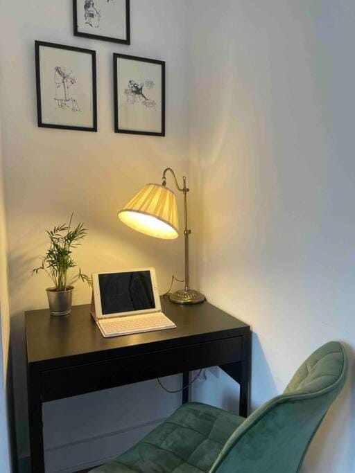 Cosy and quiet one bedroom Thames flat Apartment in London Borough of Richmond upon Thames