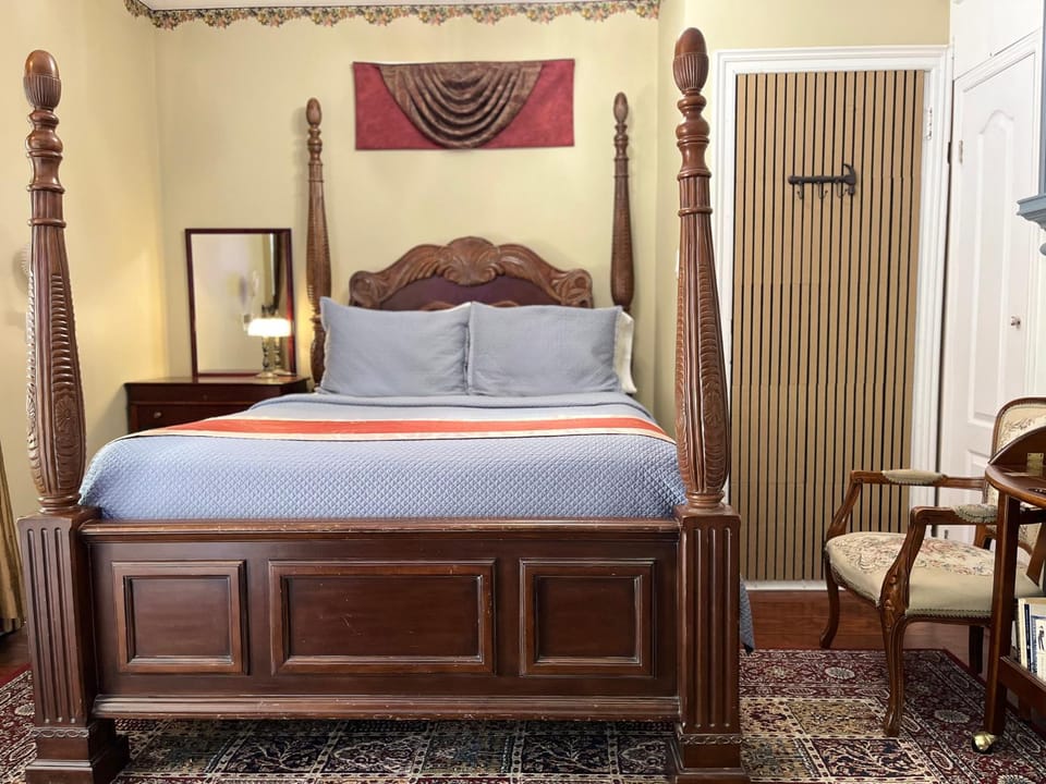 Bed, Bedroom