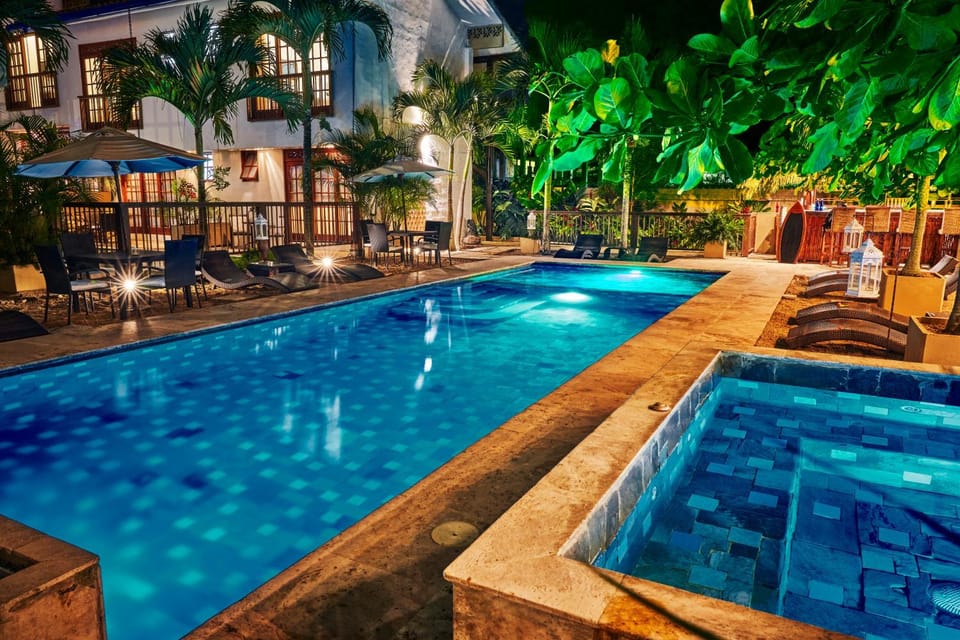 Night, Swimming pool