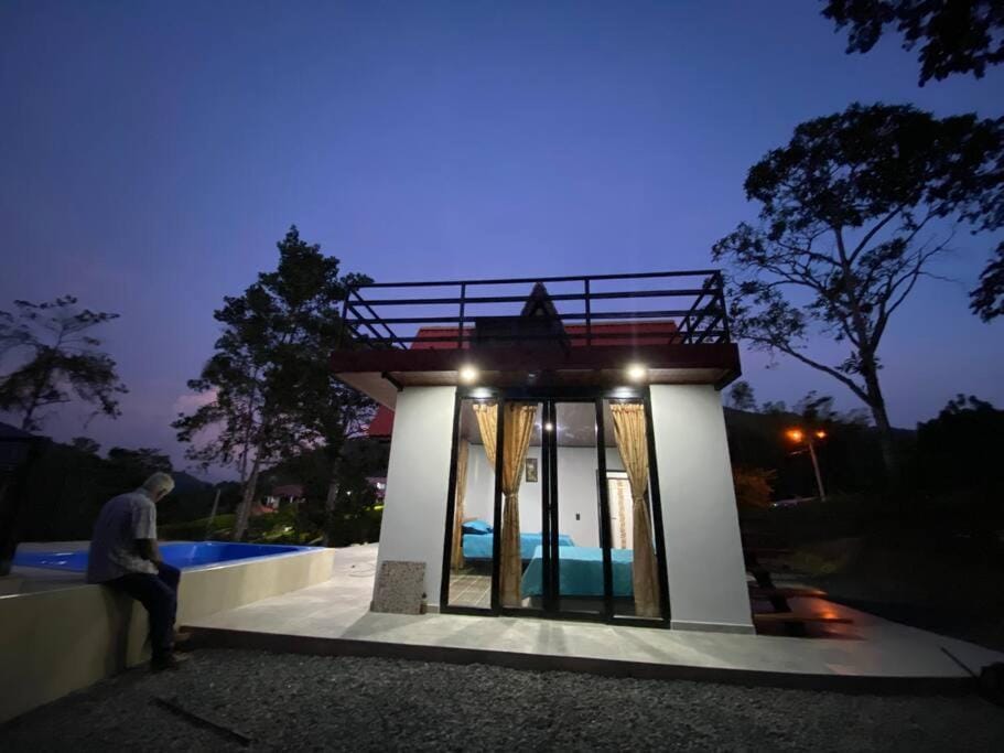 Hermosa Cabaña cerca a Villeta House in Cundinamarca, Colombia