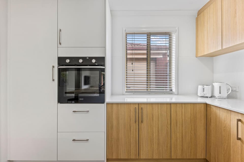 dishwasher, minibar, pet friendly, stove, toaster