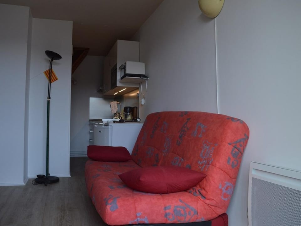 Appartement 2 Pièces Rénové avec Parking - Centre des Angles - FR-1-593-105 Apartment in Catalonia