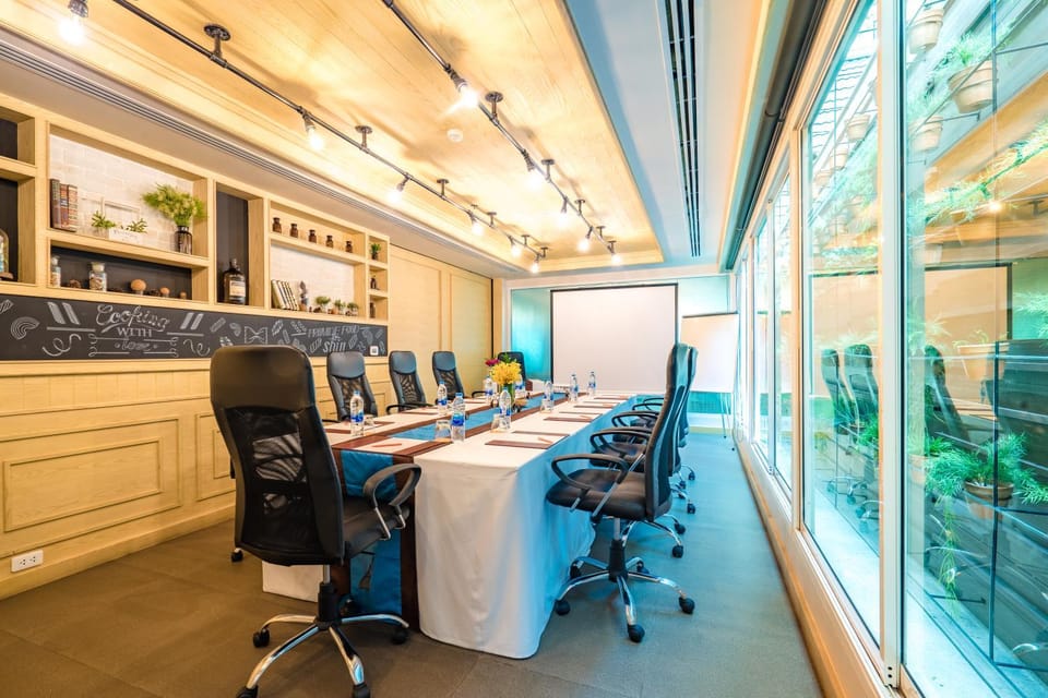 Meeting/conference room