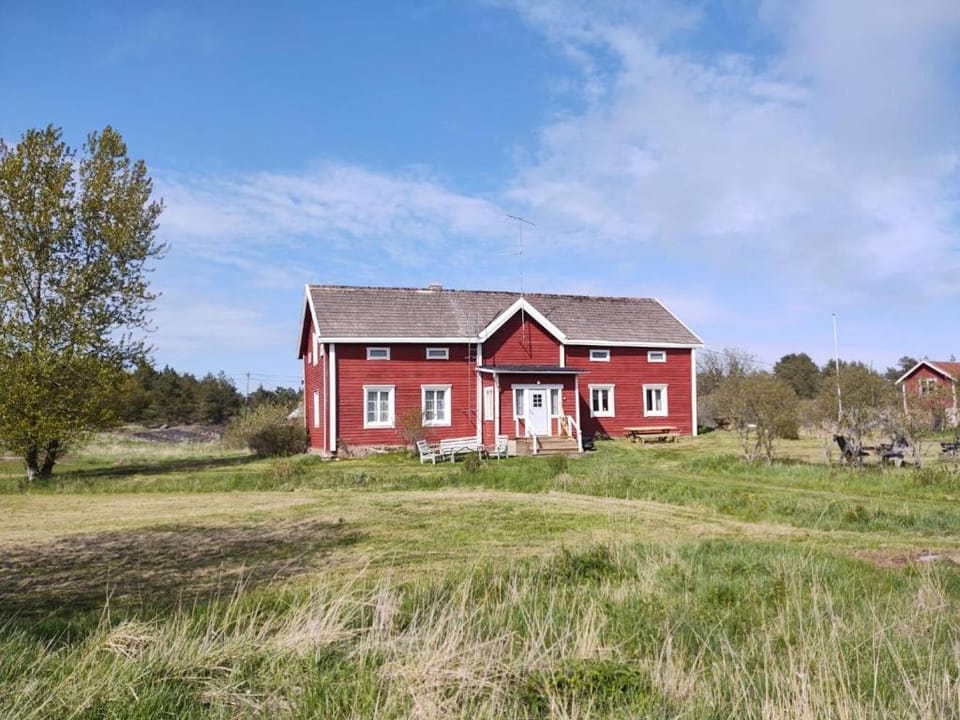 Property building, Garden