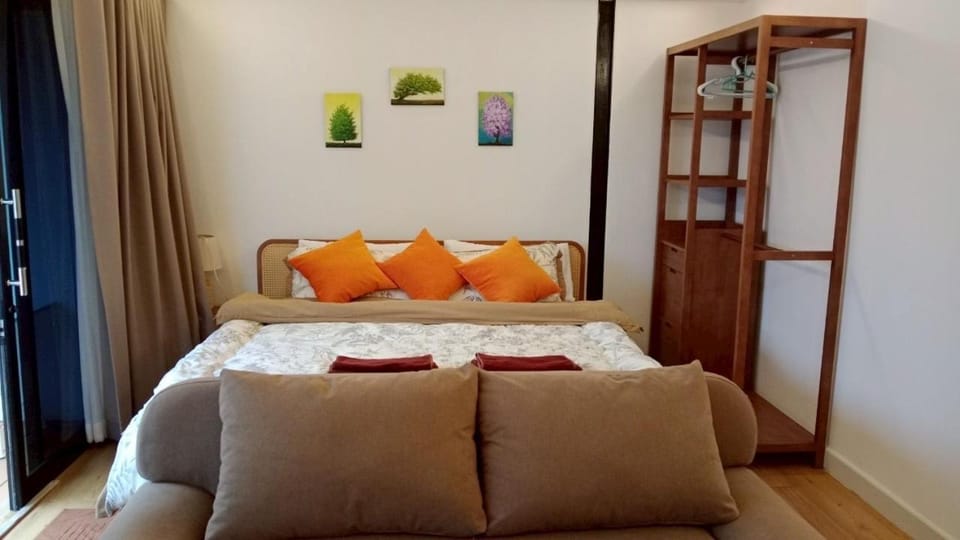 Morocco Blue cafe by Chilong River Farm Resort Vacation rental in Laos