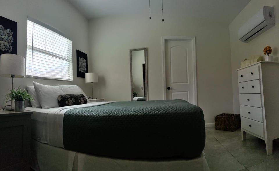 Bed, air conditioner