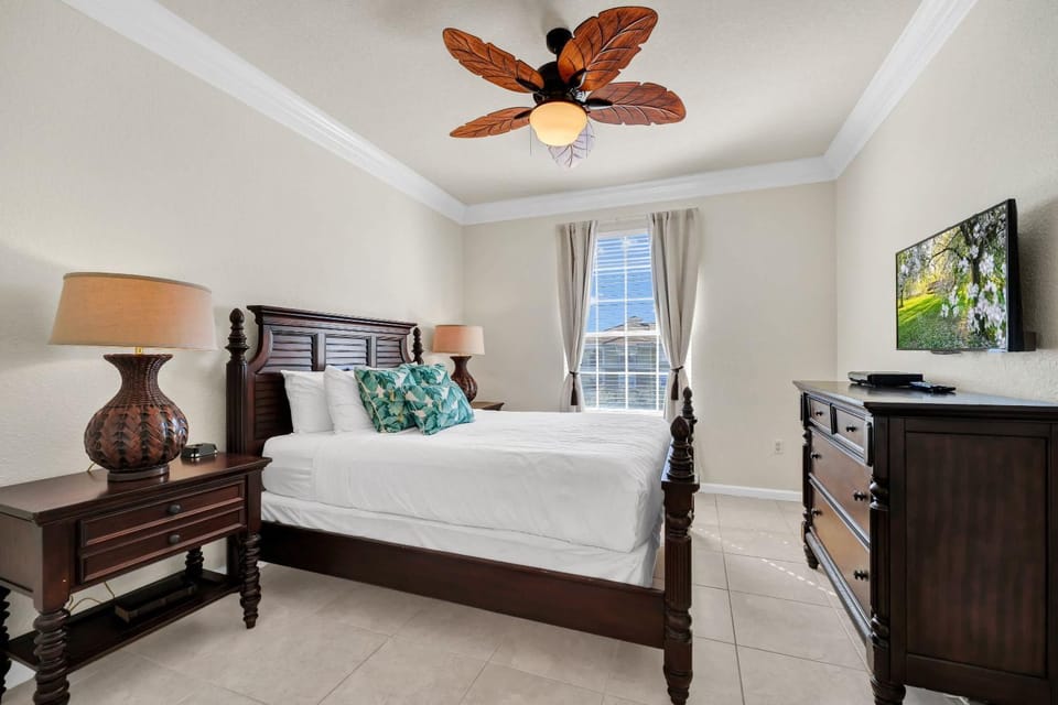 Top Floor*Balcony*VistaCay Convention Ctr & Idrive House in Orlando
