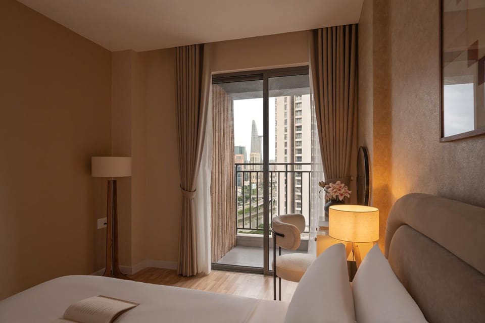 Bed, View (from property/room), Balcony/Terrace, Living room, Photo of the whole room, Seating area, Bedroom