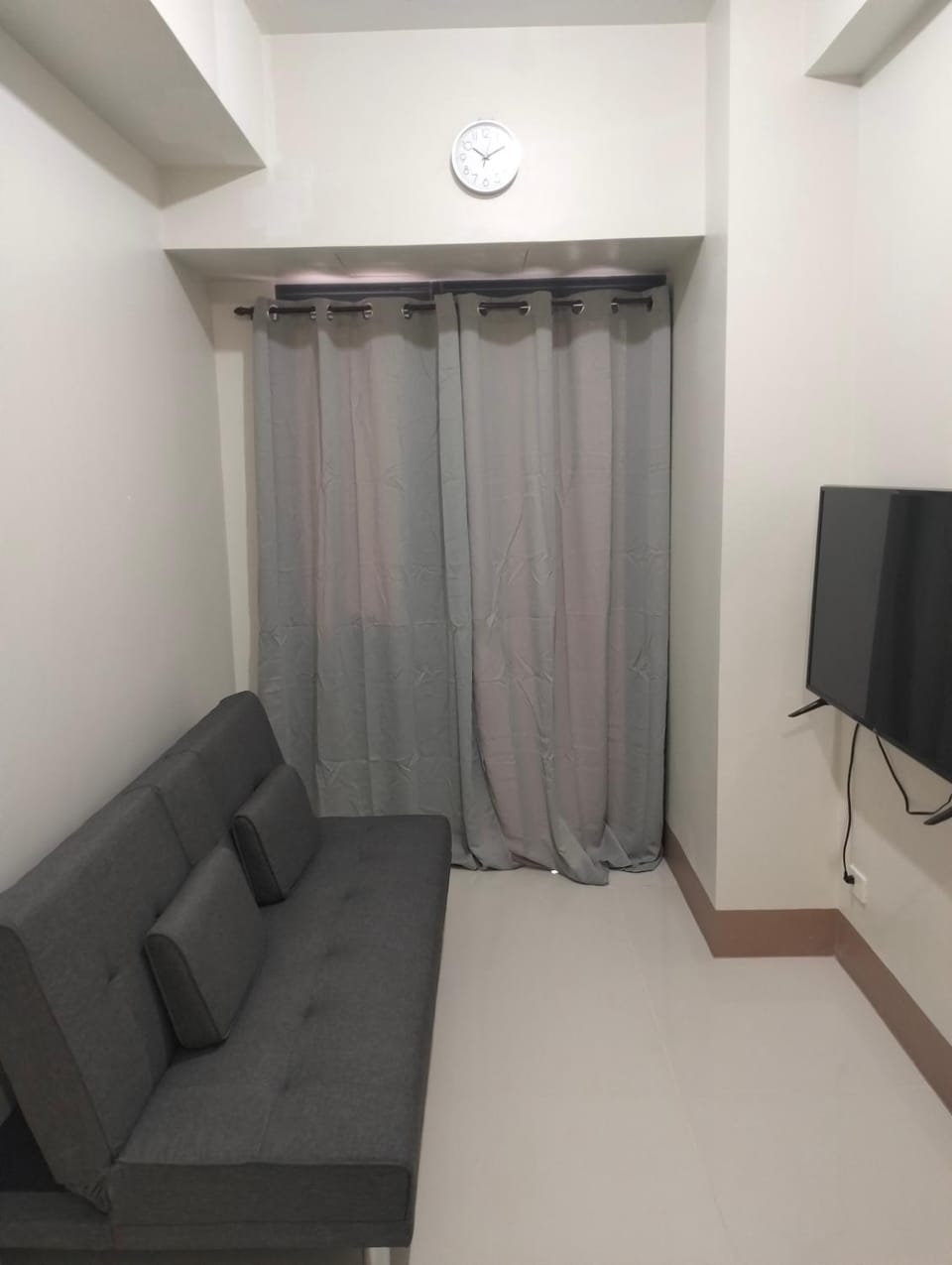 Cozy Condo near Mall of Asia Bed and Breakfast in Pasay
