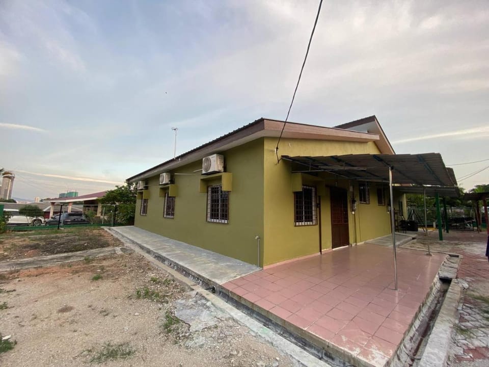 Property building, Parking