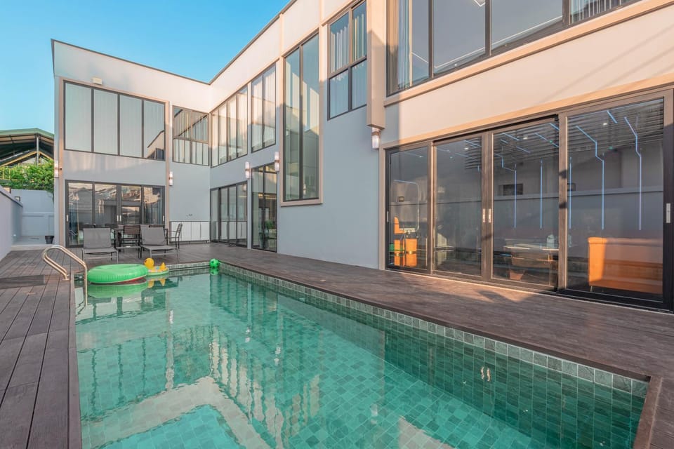 Property building, Open Air Bath, Public Bath