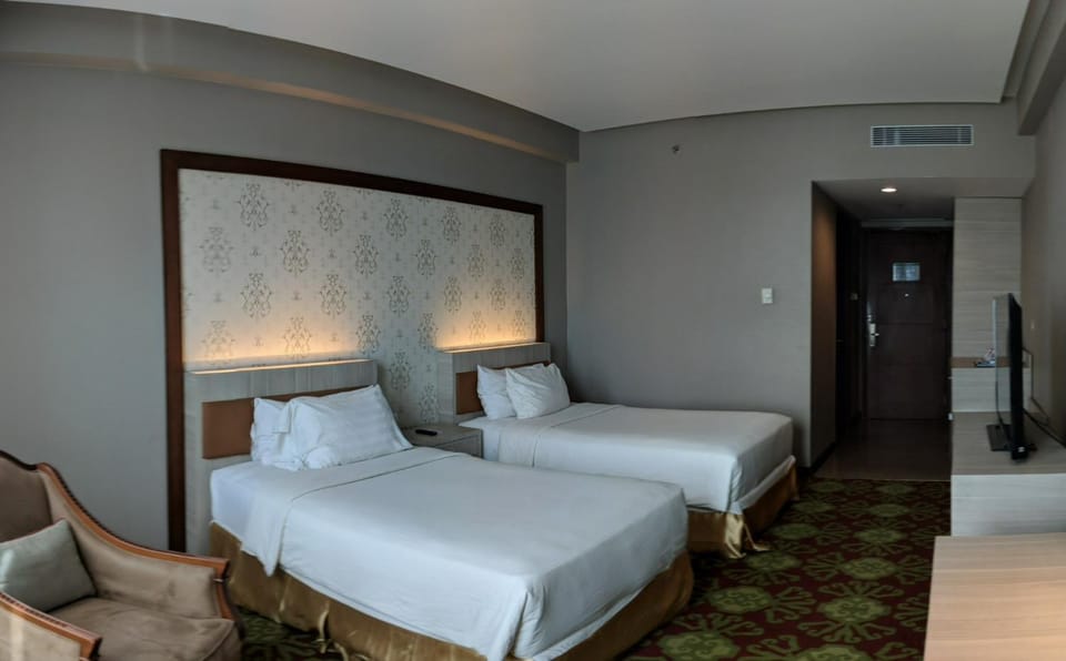 Five Premiere Hotel Hotel in Indonesia