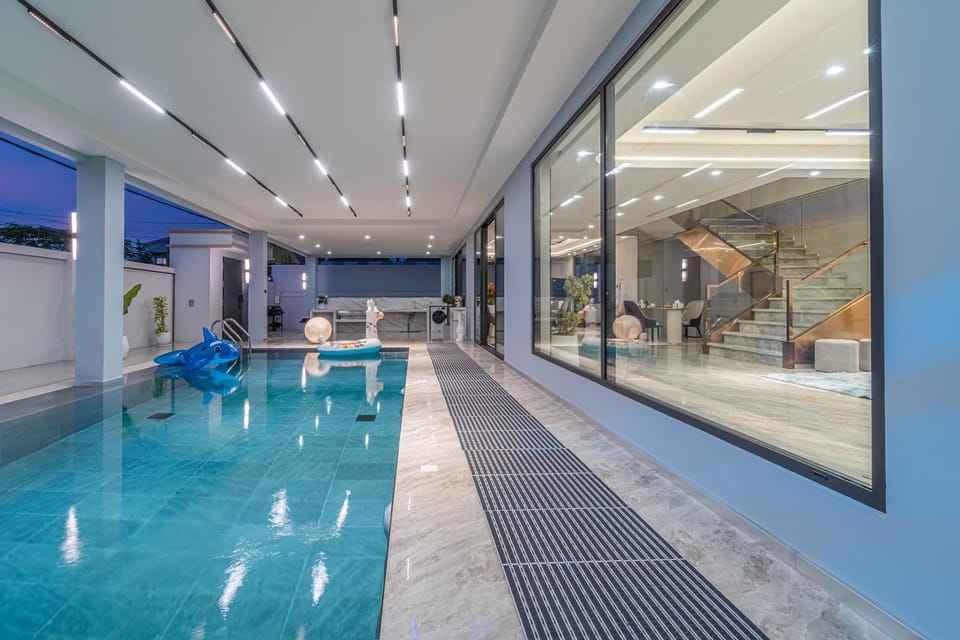 Pool view, Swimming pool