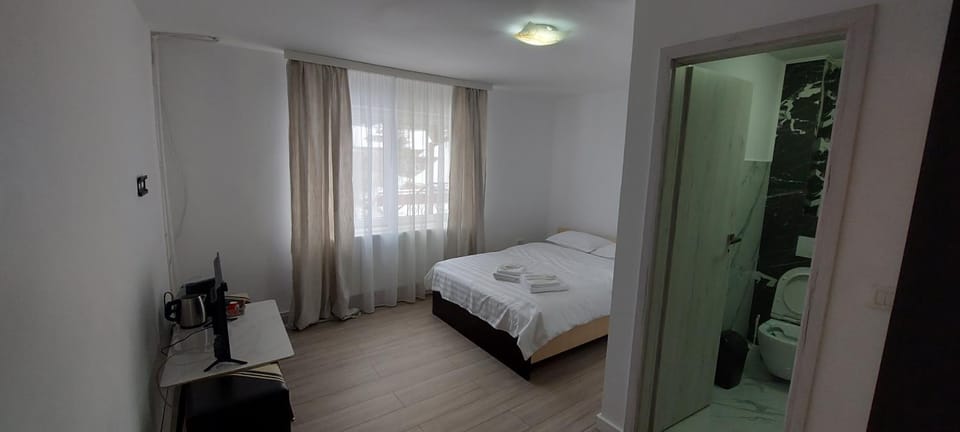 Antic house Bed and Breakfast in Prahova, Romania